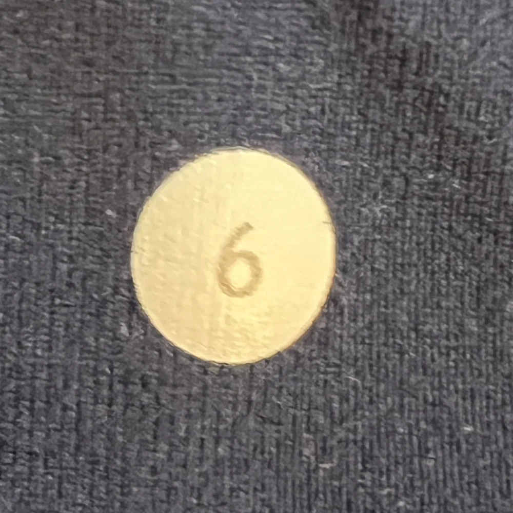 Lululemon Navy Blue Soft Cropped Yoga Pants Size 6